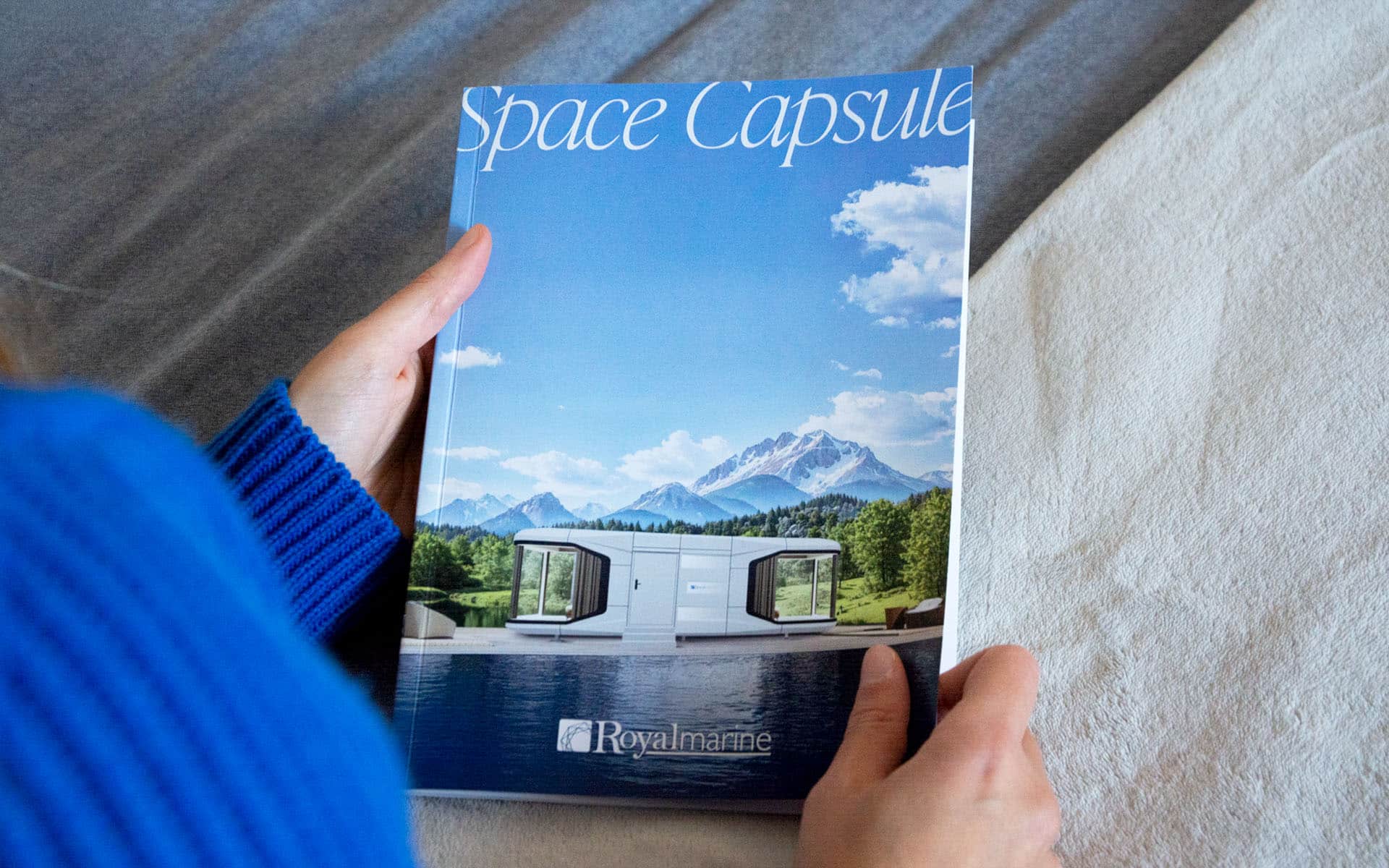 copertina del catalogo spacecapsule