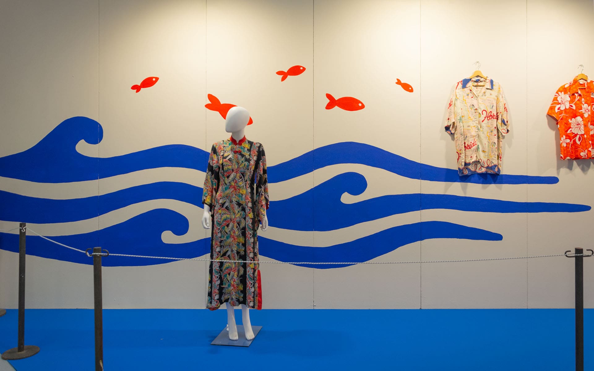 scritte e dipinti sui muri